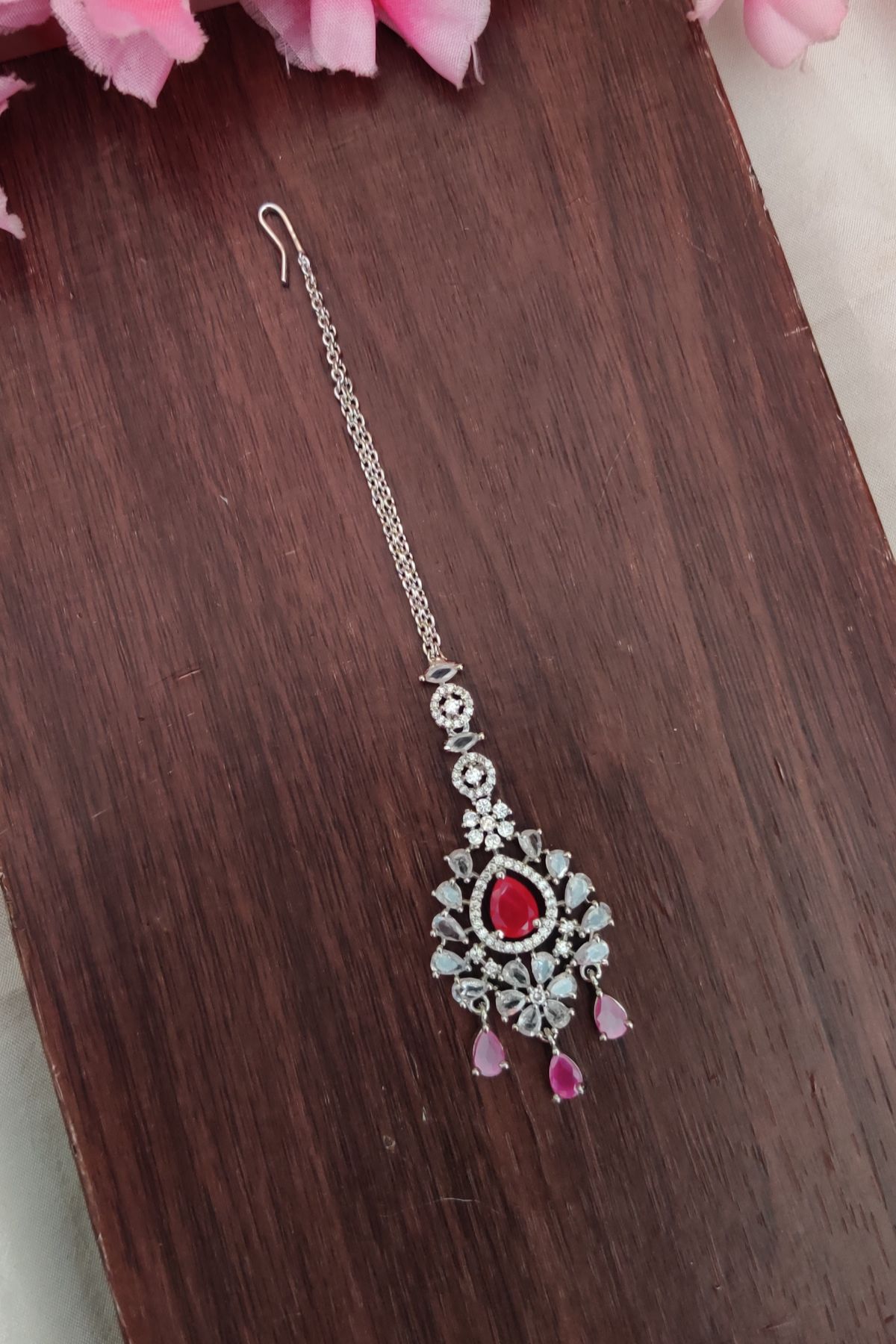 IMG_20250821_124821-1.jpg AD White And Pink Stone Tikka - Image 1