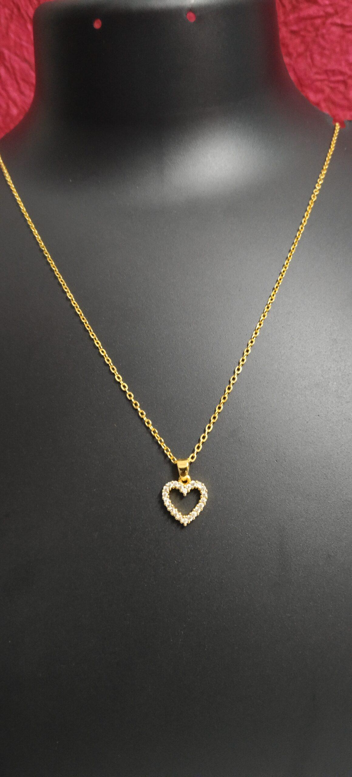 NLC011-scaled-1.jpg Gold-Plated Heart Pendant Necklace – Elegant & Stylish Jewelry for Women - Image 1