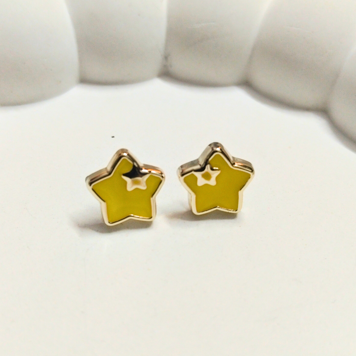 Start-Earing.png Yellow Star Stud Earrings – Gold Outline Enamel Jewelry - Image 1